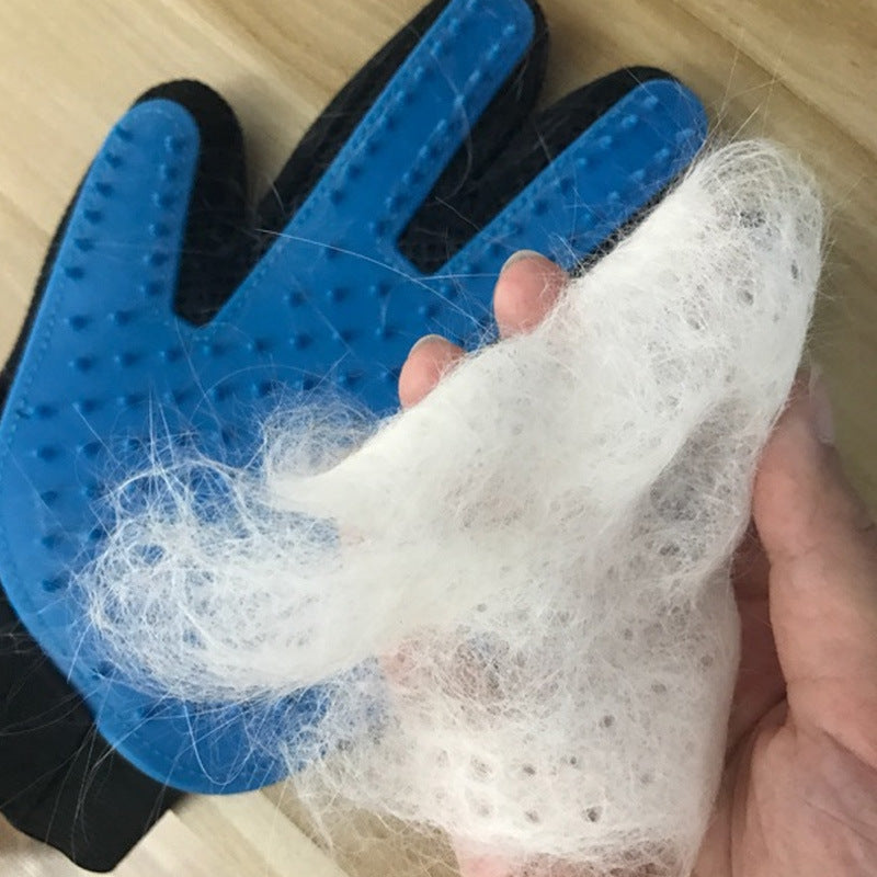 Pet Grooming Gloves — Deshedding Bath Brush for Dogs & Cats